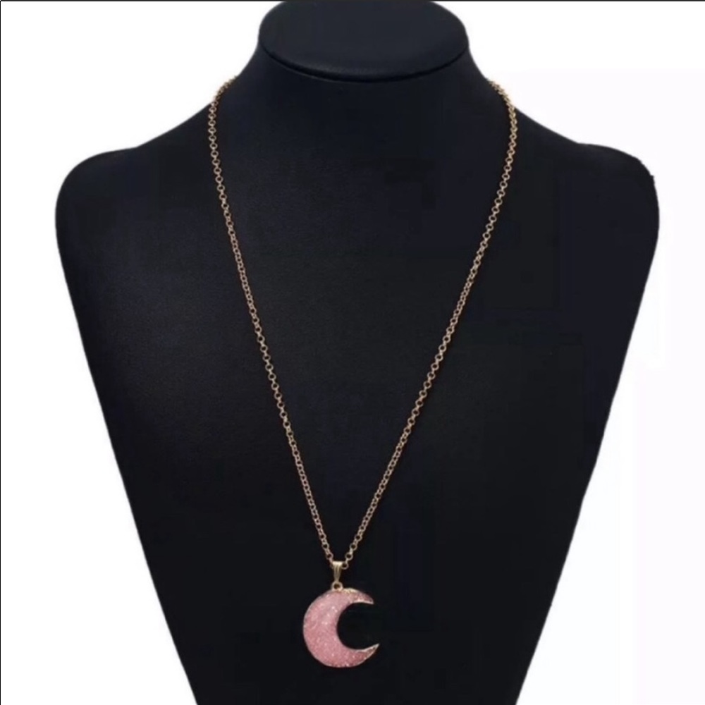 NWOT. Druzy Quartz Moon Pendant 🌙 - Picture 2 of 6